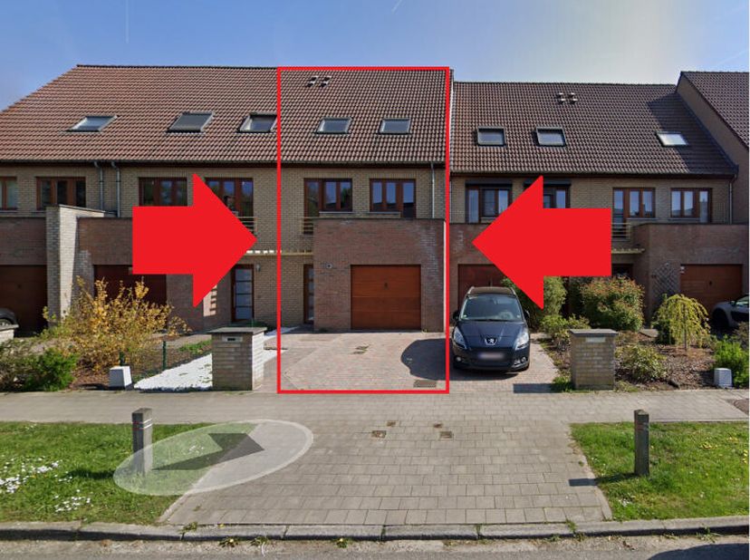 Uccle, à proximité du ring de Drogenbos et à deux pas des commerces et des transports en communs, dans un quartier calme, très belle maison de +/-185m