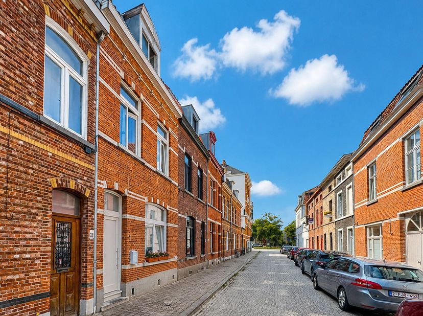 Huis te koop in Gieterijstraat 35,
                    8000 Brugge