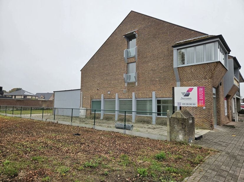 Bedrijfsvastgoed te huur in Hoogstraat 7,
                    3670 Ellikom