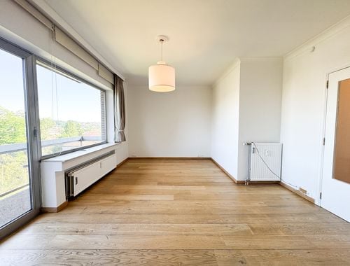                                         Appartement à vendre à Uccle, € 189.000
