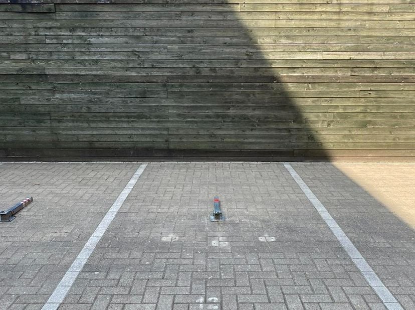 Bent u opzoek naar een centraal gelegen buitenstaanplaats ? <br />
Dan hebben wij wat u zoekt .<br />
Een buitenstaanplaats op steenworp afstand van h