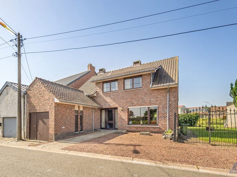 Huis te koop in Meerplaats 1,
                    3890 Gingelom