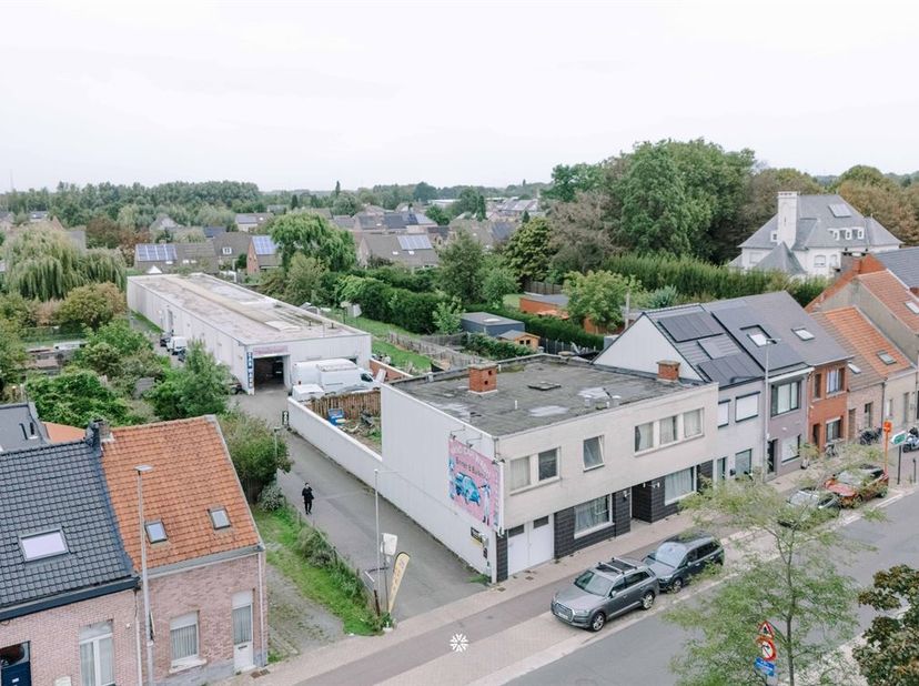 Huis te koop in Raapstraat 34,
                    9100 Sint-Niklaas