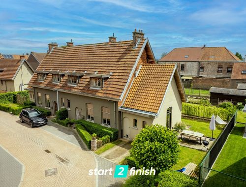                                         Woning te koop in Sint-Denijs, € 295.000
