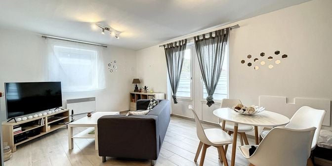 Appartement te huur in Rue des Orfevres 5 bus 4, 5500 Dinant