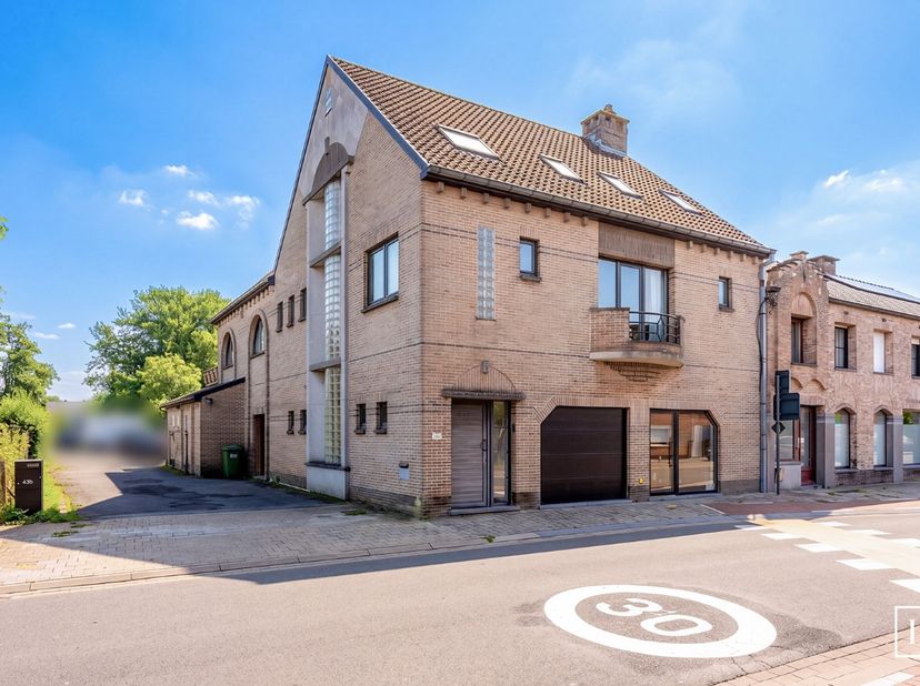 Huis te koop in Warvinge 45,
                    8420 Vlissegem