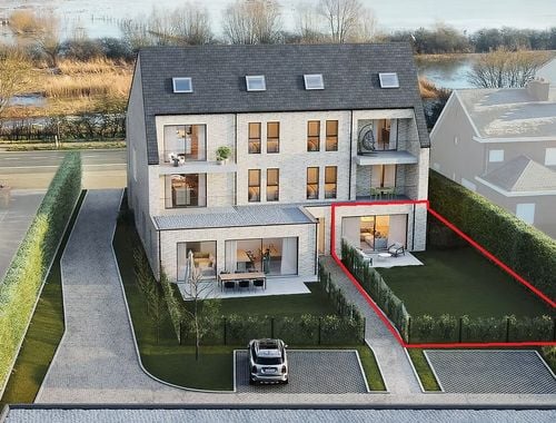                             Gelijkvloers app. te koop in Ieper
