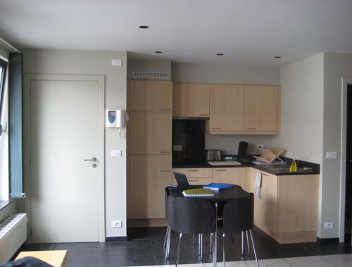                                         Studio te huur in Eeklo, € 665
