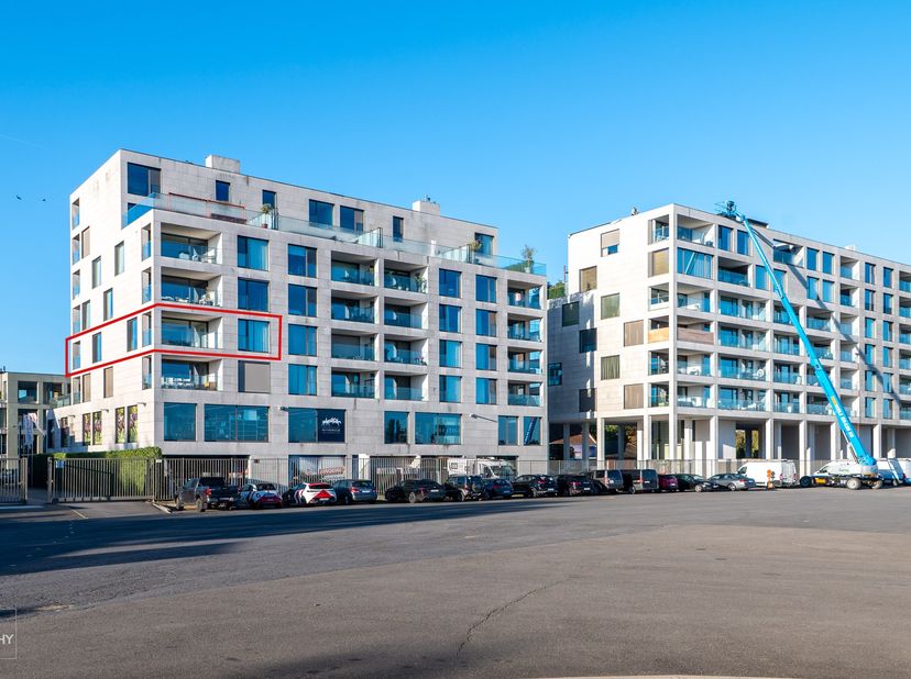 Appartement te koop in Holstraat 93 bus 32,
                    8790 Waregem