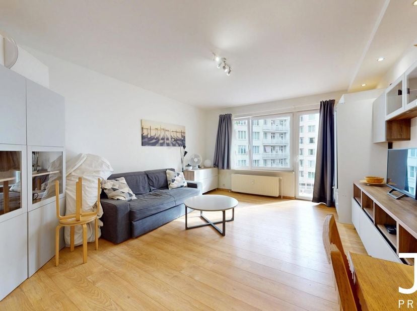Appartement te huur in Rue de la Duchesse 18,
                    1040 Etterbeek