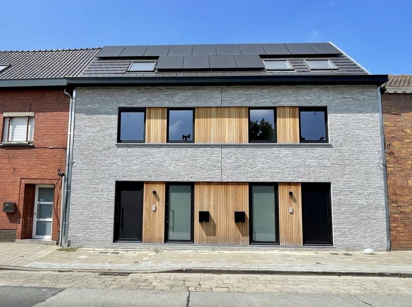 Huis te huur in Bredestraat 43 bus A,
                    9041 Oostakker