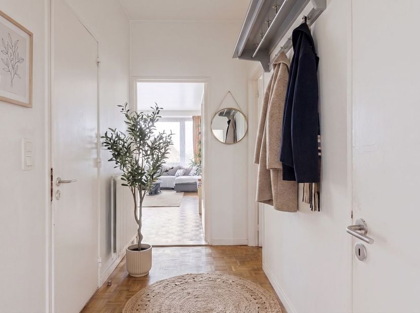 Appartement spacieux (76 m²) prêt à emménager, avec 2 chambres, dans un emplacement de choix à Anvers !<br />
Situation :<br />
L'Amerikalei se trouv