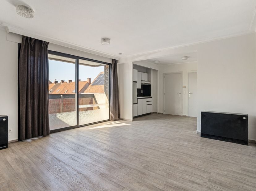 Op zoek naar een centraal gelegen studio voor eigen bewoning of een interessante opbrengsteigendom in het centrum van Roeselare? Lees dan zeker verder