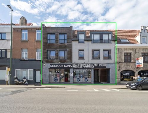                                         Usage mixte à vendre à Uccle, € 1.250.000
