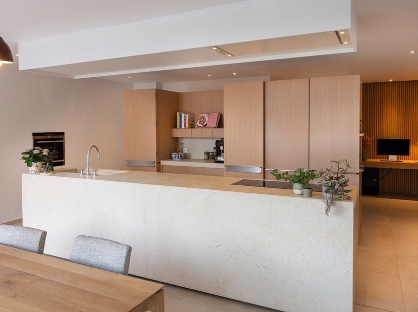 In de www.decoenestraat7b.be (url kopiëren en plakken indien doorklikken niet lukt) in Kuurne stellen we jou graag deze leuke woning voor.&amp;nbsp; De wo