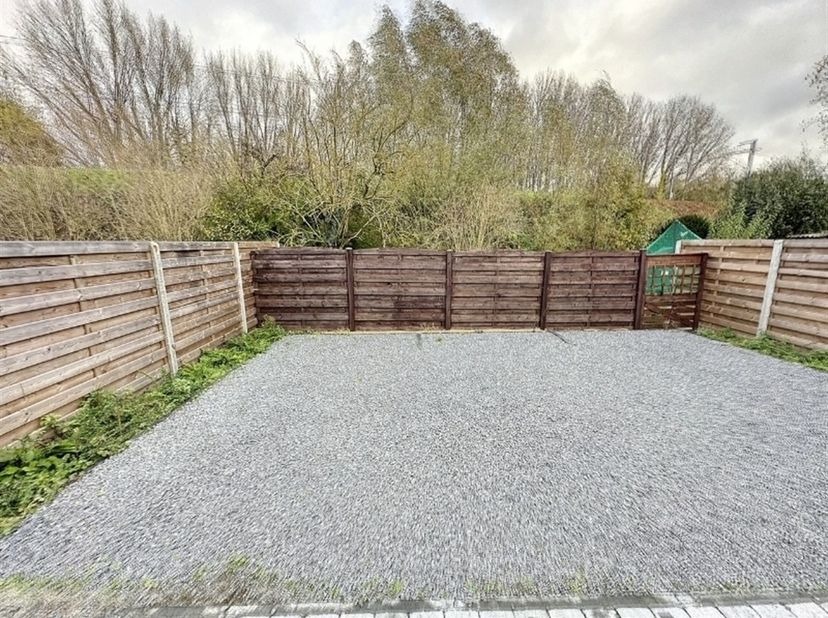 Garage à vendre
                    à 9470 Denderleeuw