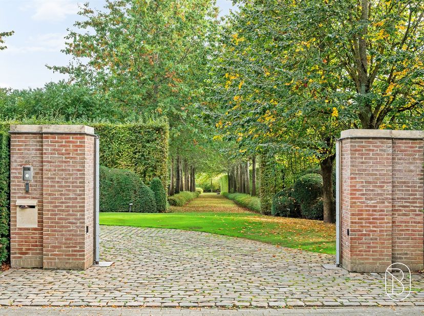 Huis te koop in ,
                    9680 Etikhove