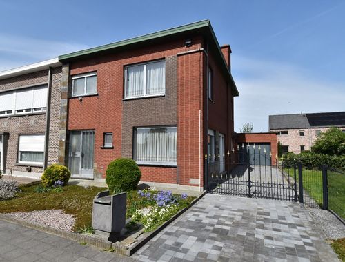                                         Maison à vendre à Menen, € 195.000
