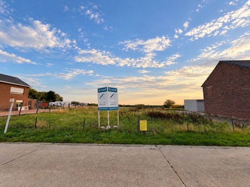 Terrain à vendre à Varenbergstraat 11 boîte A,
                    3380 Glabbeek-Zuurbemde
