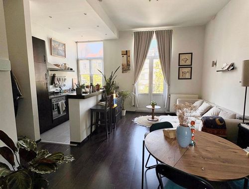                                         Appartement te koop in Elsene, € 345.000
