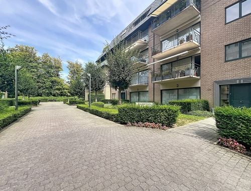                                         Appartement te huur in Ukkel, € 2.000
