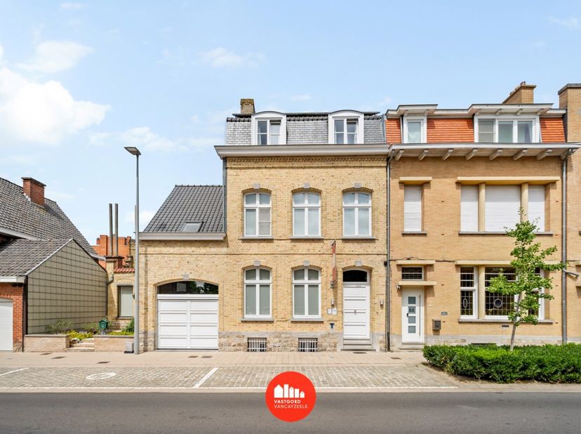 Huis te koop in Pennestraat 90 bus A,
                    8900 Ieper