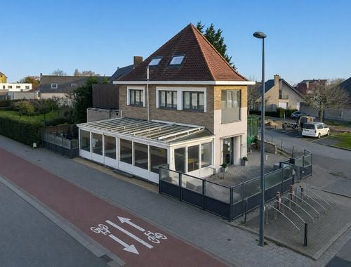                                         Horeca à vendre à Westende, € 610.000
