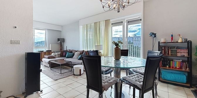 Appartement te huur in Avenue de Batta 12, 4500 Huy