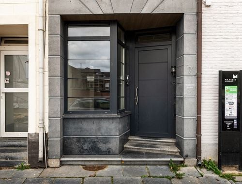                                         Bâtiment commercial à vendre à Maaseik, € 149.000
