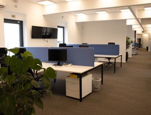                                         Bâtiment d’entreprise à louer à Deurne, € 5.193,33
