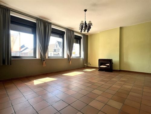                                         Appartement te huur in Leuze-en-Hainaut, € 750
