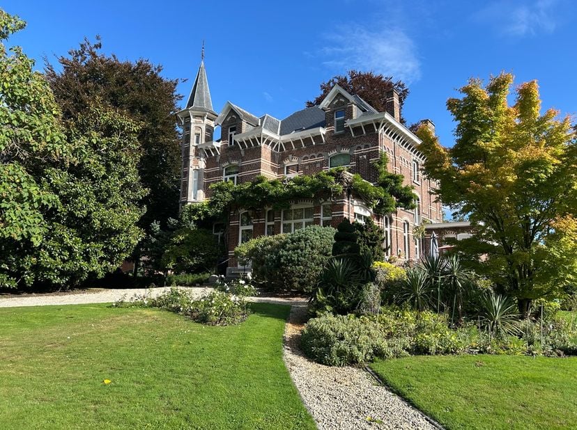 Huis te koop
                    in 7050 Jurbise