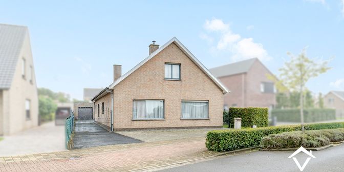 Huis te koop in Sint-Bertinuslaan 6, 8480 Ichtegem