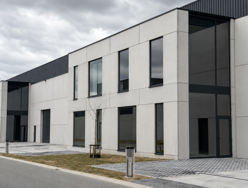                                         Bedrijfsgebouw te koop in Oostkamp, € 837.771
