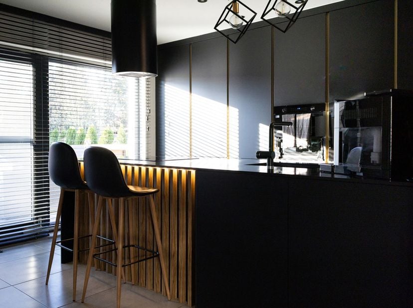 Droom je van een instapklare woning met karakter en mogelijkheden om jouw eigen stempel te drukken? Deze charmante woning op het einde van een doodlop
