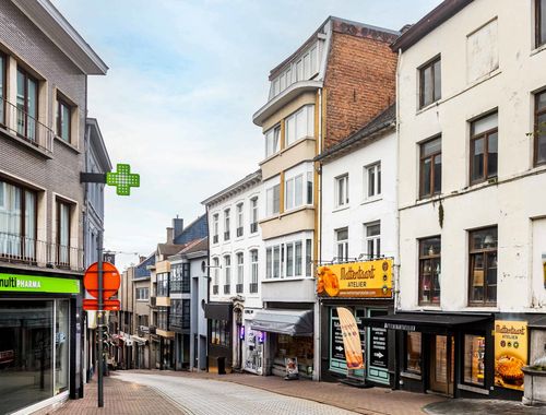                                         Handelszaak te koop in Geraardsbergen, € 299.000
