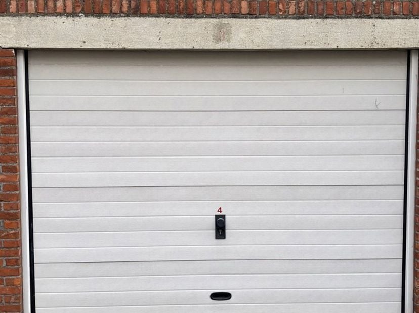 Garage à louer
                    à 3500 Hasselt