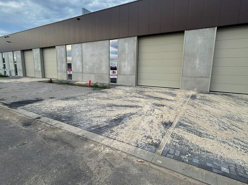 Bien professionnel à louer à Stadsbeemd 1317 boîte 14,
                    3545 Halen