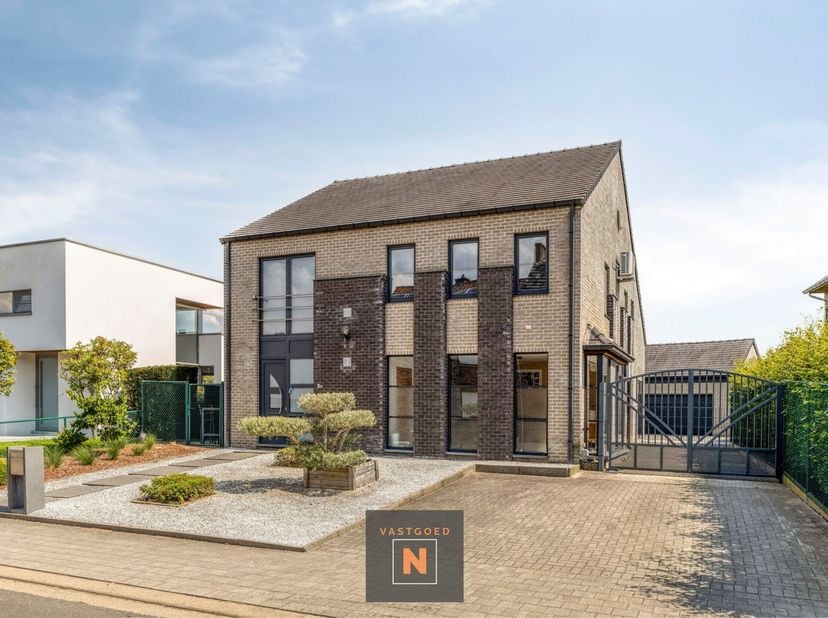 Sommige woningen voelen meteen goed aan. Niet alleen door de ruimte die ze bieden, maar ook door de doordachte indeling, het comfort en de mogelijkhed
