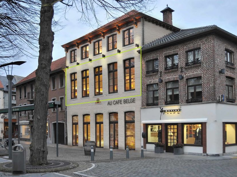 Appartement te huur in Markt 7,
                    3680 Maaseik
