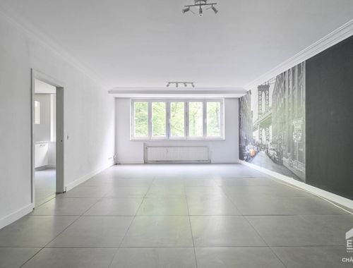                                         Appartement te koop in Koekelberg, € 250.000
