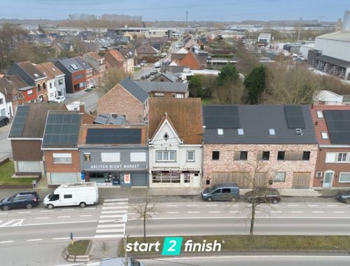                                         Commerce à vendre à Roeselare, € 275.000
