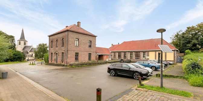 Huis te koop in Lierput 15-17, 1730 Kobbegem