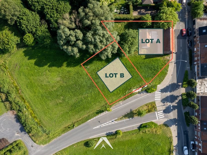 Op zoek naar ruimte, rust en de vrijheid om volledig naar eigen smaak te bouwen? Dit bouwperceel van 815,60 m² aan de Stationsstraat 275 in Deerlijk b