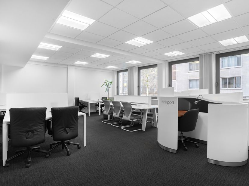 Volledig uitgeruste gemeubileerde kantoorruimte met service voor u en uw team in Regus City Centre<br />
<br />
Dit aanbod omvat een eigen kantoorruim