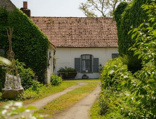                             Hoeve te koop in Aalter
