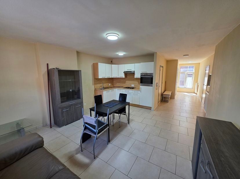 Appartement te huur
                    in 6000 Charleroi