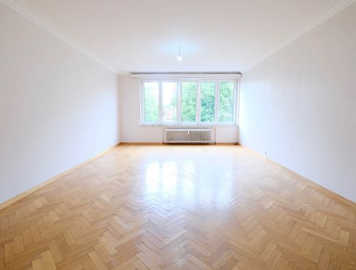                                         Appartement te koop in Schaarbeek, € 399.000
