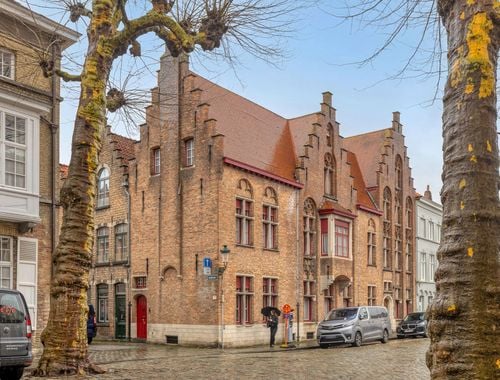                                         Maison de maître à vendre à Brugge, € 1.295.000

