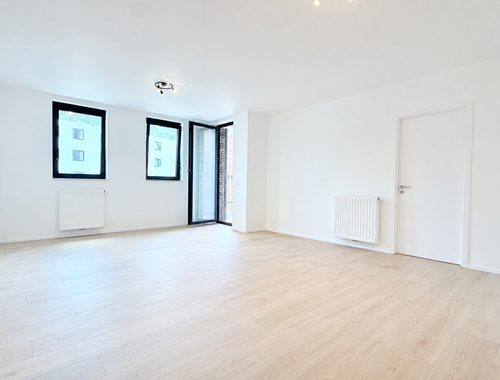                                         Appartement te huur in Jambes, € 870

